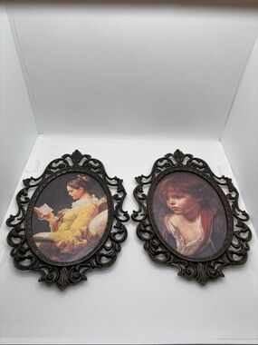 Paire of Charming Vintage Prints Under Glass in Ornate Metal Italian Oval Frame